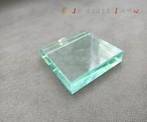 Tấm kính cường lực 150x300mm
