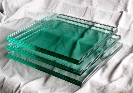 Tấm kính nhiều lớp Pvb ô tô 8,38mm thẩm mỹ