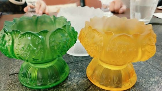 Kính pha lê màu 3D Liuli khử mùi có đèn chiếu sáng