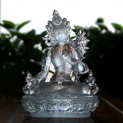 Đồ trang trí bằng thủy tinh pha lê
