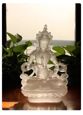 Đồ trang trí bằng thủy tinh pha lê