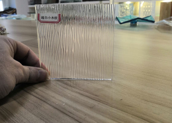 Tấm kính tắm SGCC